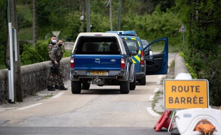 Des gendarmes à proximité de Saumane, dans les Cévennes, jeudi 13 mai 2020 (photo d'illustration)
