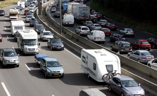Des embouteillages sur l'A6 avant le Tunnel de Fourvière, à Lyon.