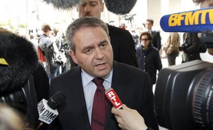 L'UMP va devoir définir "quelle opposition incarner", après la "défaite sévère" de dimanche, et il ne s'agira pas de "faire la critique pour la critique", a déclaré lundi l'ancien ministre du Travail, Xavier Bertrand.