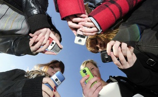 Les Français jettent souvent leur téléphone portable alors qu'il fonctionne encore.