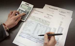 Fiche de paie, bulletin de salaire, illustration.