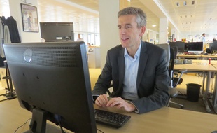 Alain Krakovitch répondant répondaut aux questions des i nternautes de «20 Minutes»