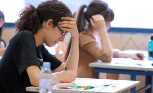 L'épreuve de philosophie du baccalauréat à Paris, le 16 juin 2011.