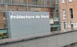 Le tribunal administratif de Lille a ordonné vendredi au préfet du Nord de trouver un hébergement d'urgence pour trois familles roms hébergées à la Bourse du travail de Lille, après une décision similaire pour 17 familles jeudi, a-t-on appris de source judiciaire.