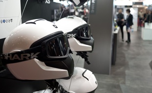 Après avoir frappé à coups de casque de moto une personne de 22 ans, ses agresseurs ont fui, l'un en chaise roulante. (Illustration)