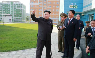 Le leader nord-coréen, Kim Jong-Un, dans une photo non datée fournie par l'agence KCNA le 14 octobre 2014.
