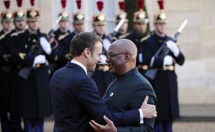 Le président malien a indiqué qu'il se rendrait à l'hommage rendu lundi par la France à ces soldats.
