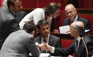 Le Premier ministre Manuel Valls le 9 juin 2015 à l'Assemblée nationale à Paris