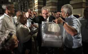 Jean-Luc Moudenc, le maire sortant (LR soutenu par LREM) de Toulouse a été réélu avec 51,98 % des voix devant l'écologiste Antoine Maurice.