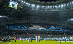L'hommage à Tapie du virage nord.