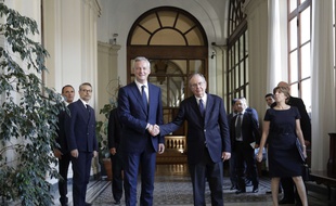 L'Italie et la France se sont engagées mardi à trouver une issue positive à la crise née entre les deux pays