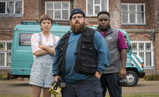 Emma D'Arcy, Nick Frost et Samson Kayo sont les héros de la comédie horrifique « Truth Seekers ».