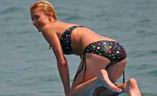 Paris Hilton à Malibu, le 15 juillet 2007.