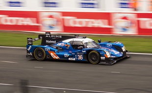 L'Alpine conduite entre autres par le français Nicolas Lapierre a terminé en tête du Mans cette année pour la catégorie LMP2. Mais jusqu'où ses vrombissements ont-ils été entendus?