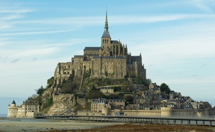 Le Mont-Saint-Michel (illustration).