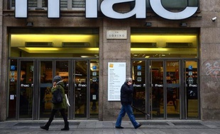 Le groupe PPR, en plein recentrage sur le luxe et l'habillement sportif, a annoncé mercredi les modalités de l'introduction en Bourse en juin de sa filiale Fnac, qui constituera l'une des dernières étapes pour parachever son désengagement du secteur de la distribution.