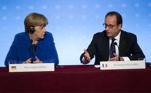 Angela Merkel et François Hollande à l'Elysée lors d'une réunion sur l'Ukraine le 2 octobre 2015.