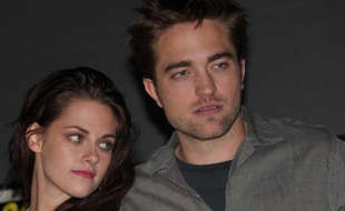 Kristen Stewart et Robert Pattinson le 12 juillet 2012 au Comic Con.