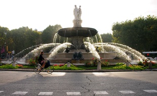 La fontaine de la Rotonde, à Aix-en-Provence