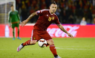 Le milieu de terrain de la Belgique Radja Nainggolan lors d'un match contre la Bosnie le 3 septembre 2015.