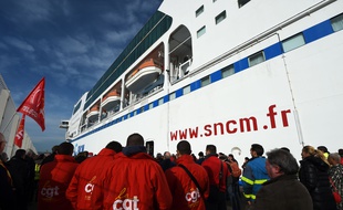 Un rassemblement de soutien à la CGT était organisé vendredi sur le port.