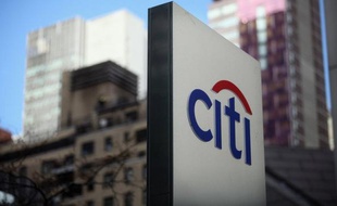 La banque américaine Citigroup a déçu les attentes en annonçant jeudi un bénéfice net annuel en recul de 32% à 7,5 milliards de dollars, invoquant "une environnement qui reste difficile".