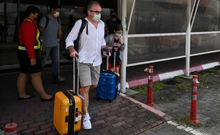 Les visiteurs européens et britanniques vaccinés peuvent faire leur retour aux Etats-Unis