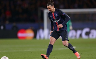 Zlatan Ibrahimovic lors du match entre PSG et Chelsea le 16 février 2016.