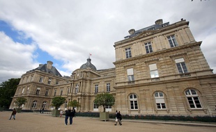 Vue du palais du Luxembourg, où siège le Sénat.