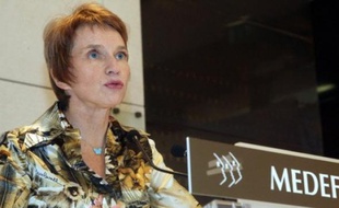Le patronat, par l'intermédiaire de la présidente du Medef Laurence Parisot, a solennellement demandé à M. Morin "de renoncer immédiatement" à ses indemnités.