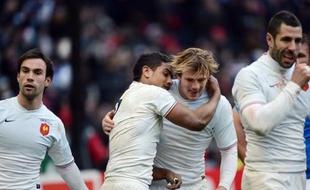 Wesley Fofana et Aurélien Rougerie seront associés pour la quatrième fois sous le maillot du XV de France, dimanche au Stade de France dans le Tournoi des six nations, avec pour mission de barrer la route à l'imposant Manu Tuilagi, principale arme lourde du XV d'Angleterre.