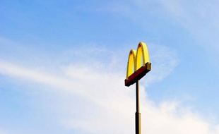 Au Venezuela, le tarif du BigMac, sandwich phare de la chaîne McDonald's, a doublé en un an, illustration d'une hausse continue des prix