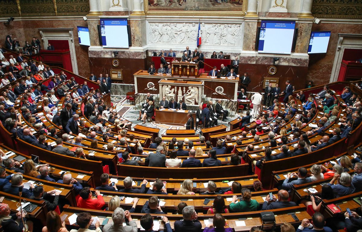 Assemblée nationale : L'Elysée dément envisager une nouvelle dissolution cet automne