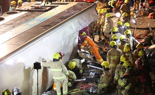 Au moins 19 personnes sont décédées dans un accident de bus à Hong Kong le 10 février 2018.