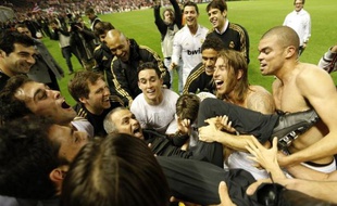 L'entraîneur portugais du Real Madrid José Mourinho a déclaré qu'aucun autre championnat ne le motivait désormais, mercredi soir au micro d'une télévision portugaise après le sacre du Real Madrid en Liga.
