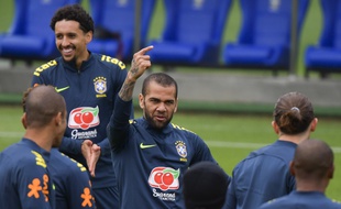 Dani Alves règle ses comptes avec la Ville Lumière et les Parisiens.