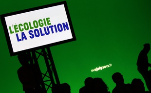 Roubaix, le 11 f?vrier 2012. La candidate d'Europe Ecologie Les Verts (EELV), Eva Joly, donne le premier meeting de sa campagne ?lectorale salle Wattremez.