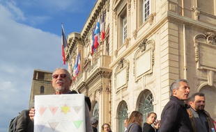 Marseille le 3 Décembre 2014. Manifestation contre la carte de santé pour les personnes SDF.
