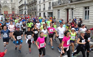 Les Foulées du tram, rue de l'Hôtel de ville, le 13 octobre 2019 à Nantes.