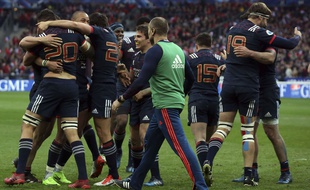 L'Equipe de France après sa victoire contre le Pays de Galles.
