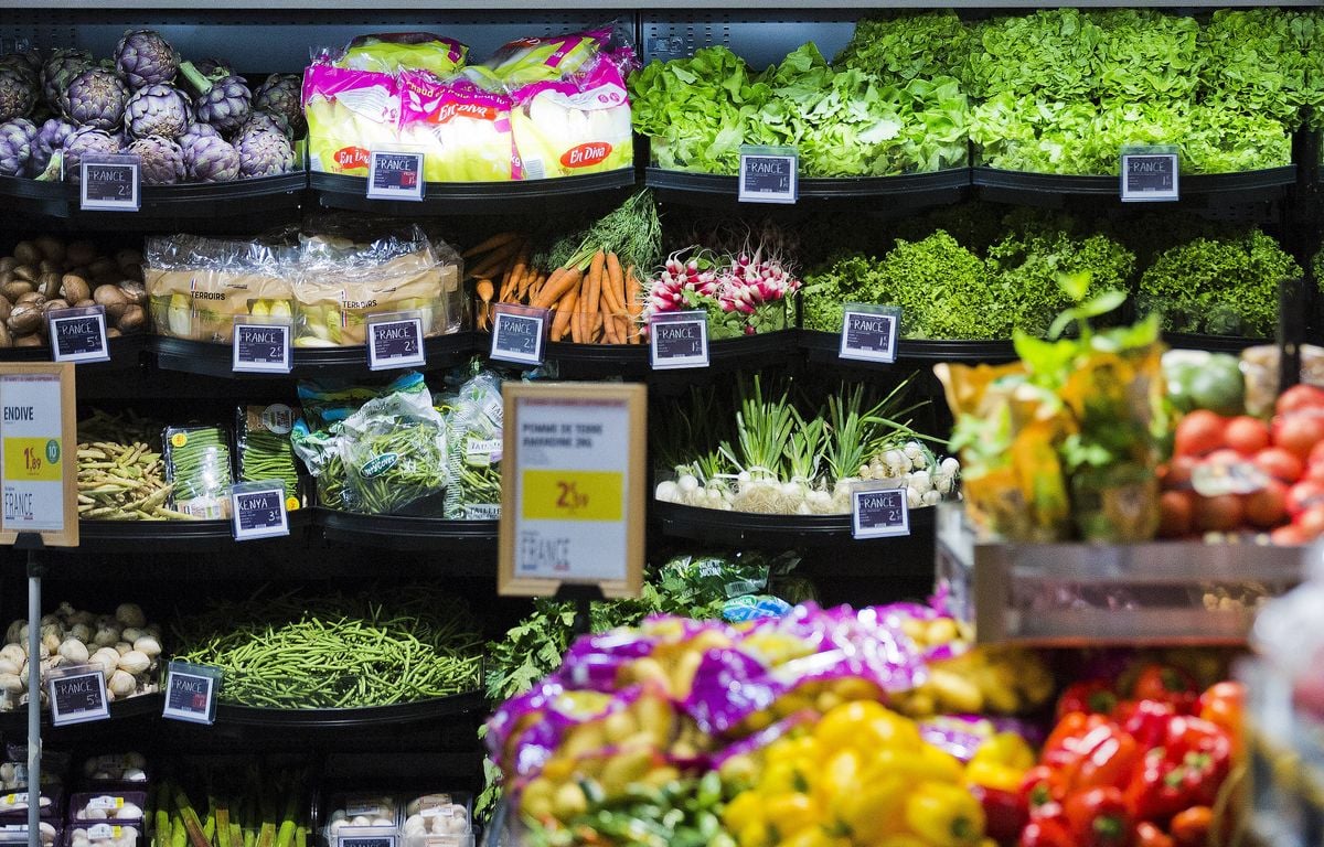 « Manger sainement ne devrait pas être un luxe » : Foodwatch réclame 100 aliments sains à prix coûtants