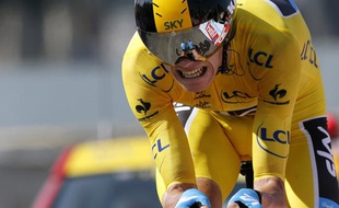 Le coureur britannique de l'équipe Sky, Christopher Froome, lors du contre-la-montre autour du Mont-Saint-Michel, le 10 juillet 2013.