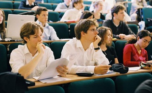 Des étudiants de l'ESCP-Europe, qui dispense le 2e meilleur master de management au monde selon le classement 2012 du «Financial Times».