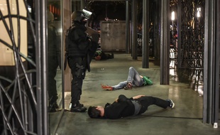 Lors d'une simulation d'attaque terroriste dans le cadre de l'Euro 2016.