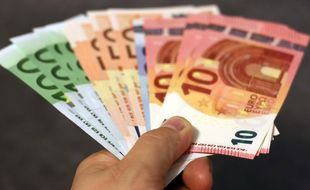 Illustration d'une liasse de billets d'euros.