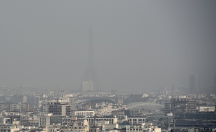 Paris, le 18 mars 2015. La capitale connaît un épisode de pollution aux particules fines.