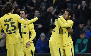 La joie parisienne après le but vainqueur de Neymar à Toulouse, le 10 février 2018.
