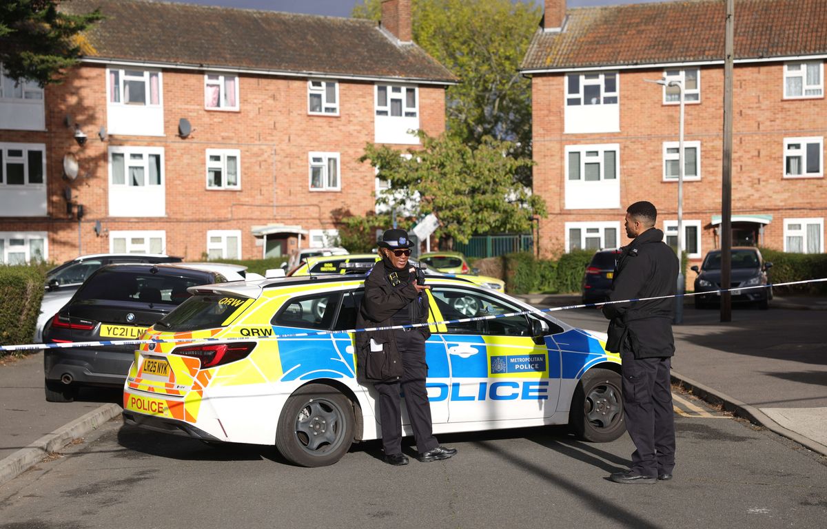 Royaume-Uni : « Acte de violence insensé »... Une attaque au couteau fait un mort et deux blessés à l'ouest de Londres