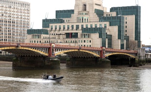 Les quartiers du MI5 à Londres, sur les bords de la Tamise.