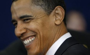 Barack Obama, sénateur de l'Illinois, fait la course en tête depuis le "super mardi" du 5 février dans une vingtaine d'Etats et a engrangé onze victoires d'affilée au détriment de la sénatrice de l'Etat de New York.